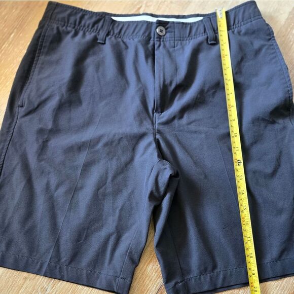 Under Armour Men's Black Athletic Shorts - Picture 2 of 7